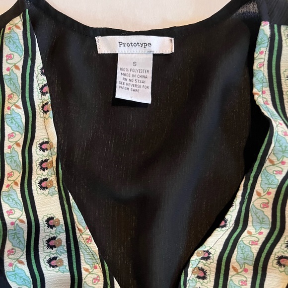 Boho Sleeveless Blouse By Prototype Size Small - Picture 3 of 5